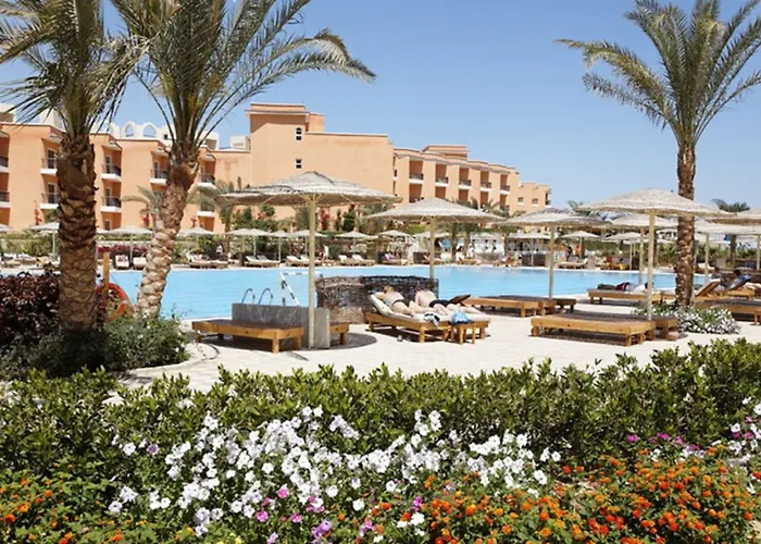 Resort Three Corners Sunny