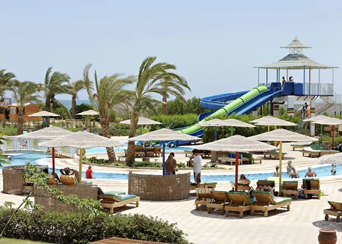 Resort Three Corners Sunny